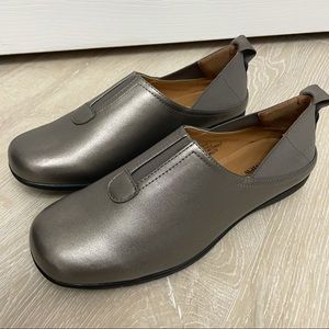 Comfort View Adira Flat Shoe Gunmetal Size 8WW